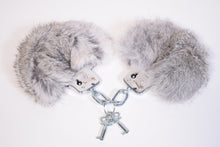 Load image into Gallery viewer, Rabbit Fur Locking Metal Handcuffs