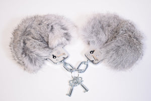 Rabbit Fur Locking Metal Handcuffs