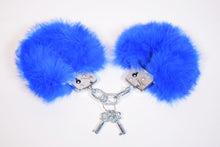 Load image into Gallery viewer, Rabbit Fur Locking Metal Handcuffs